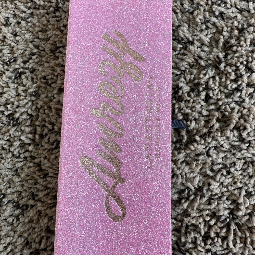 Anastasia makeup